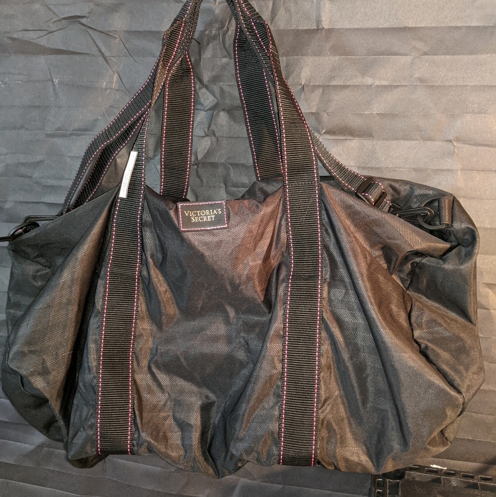 VS duffle bag